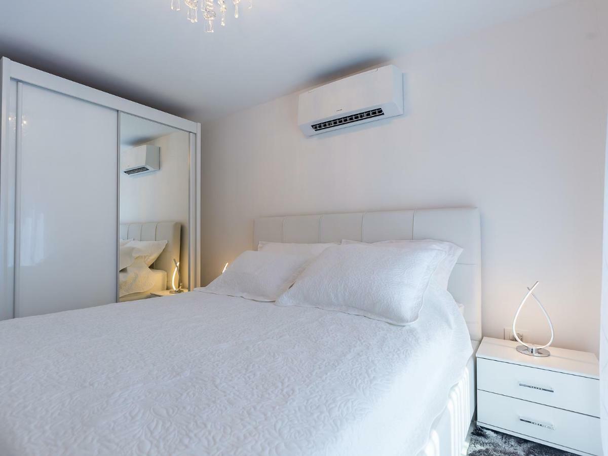 Apartmani Beril Lux Rovinj Exteriör bild