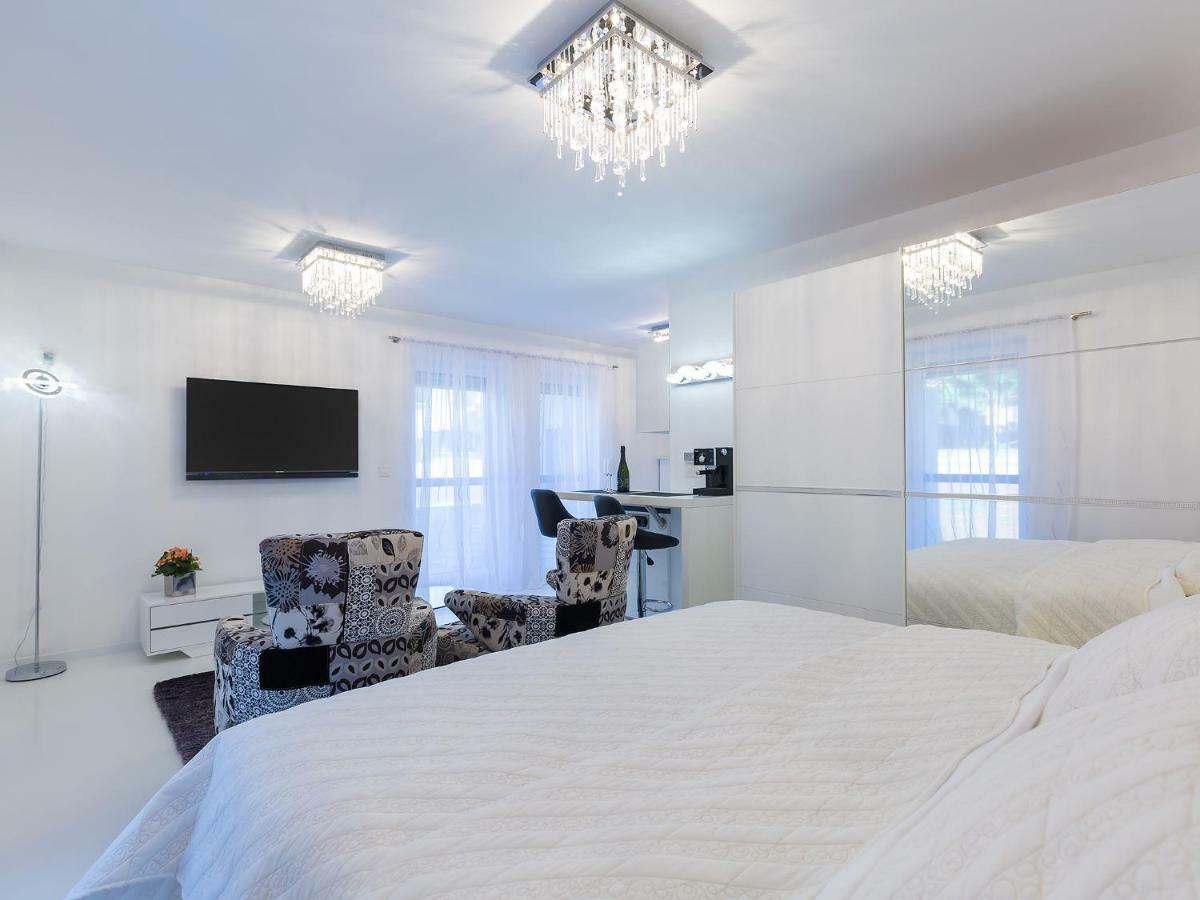 Apartmani Beril Lux Rovinj Exteriör bild