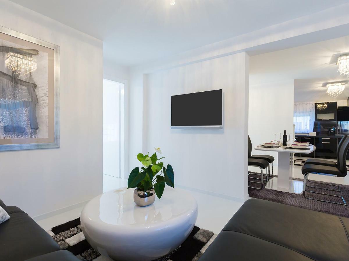 Apartmani Beril Lux Rovinj Exteriör bild