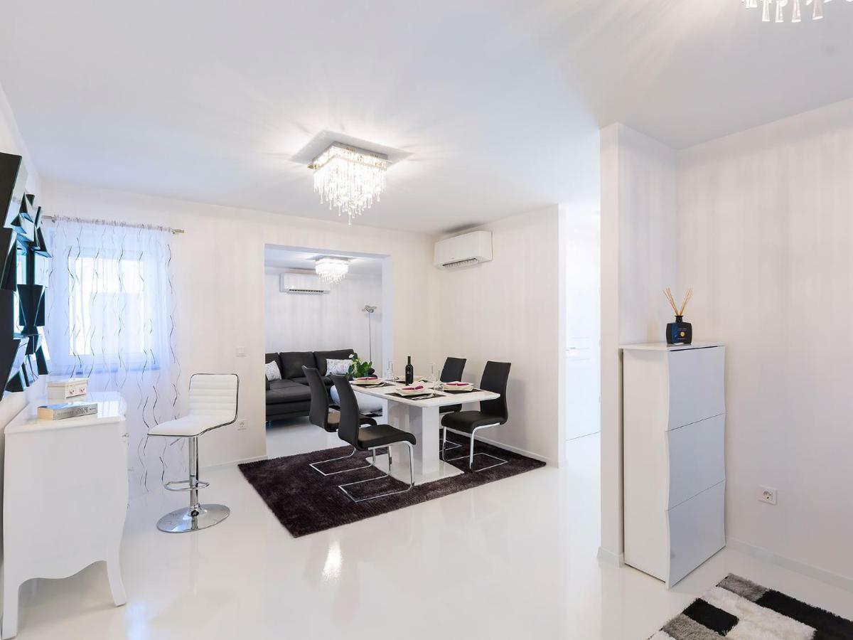 Apartmani Beril Lux Rovinj Exteriör bild