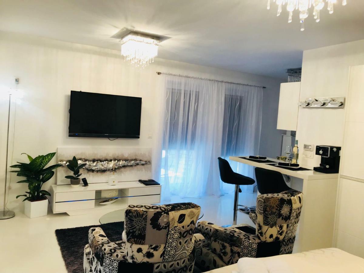 Apartmani Beril Lux Rovinj Exteriör bild